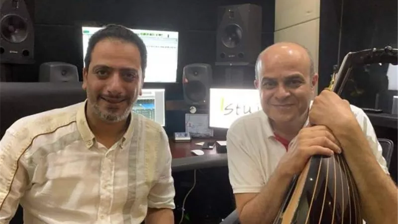 ”إلهي”.. دويتو جديد يجمع علي الهلباوي مع فرقة كايرو ستيبس.. إليك التفاصيل