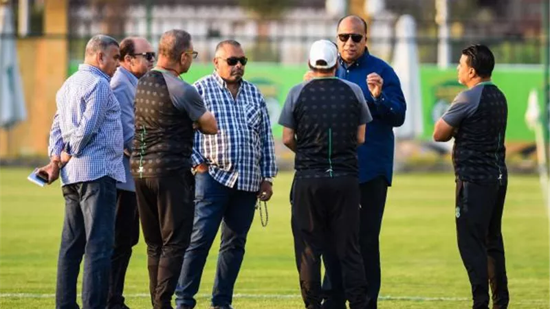 مشادة بين أحد أفراد الشرطه والمدرب العام للاتحاد