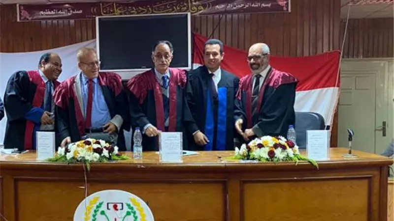 آداب المنصورة تمنح درجة الماجستير  بتقدير امتياز لرسالة بعنوان ”فن المقالة عند أحمد حسن الزيات .. دراسة تحليلية”