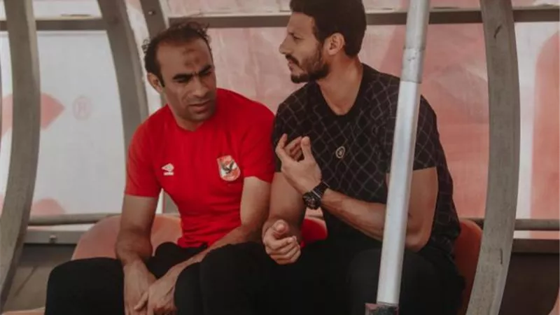 جلسة خلصة بين موسيماني وقمصان.. وعبد الحفيظ يطمئن على الشناوي