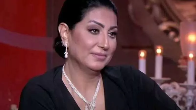 وفاء عامر تعبر عن ندمها لدعم احدى الفنانات.. اعرف التفاصيل