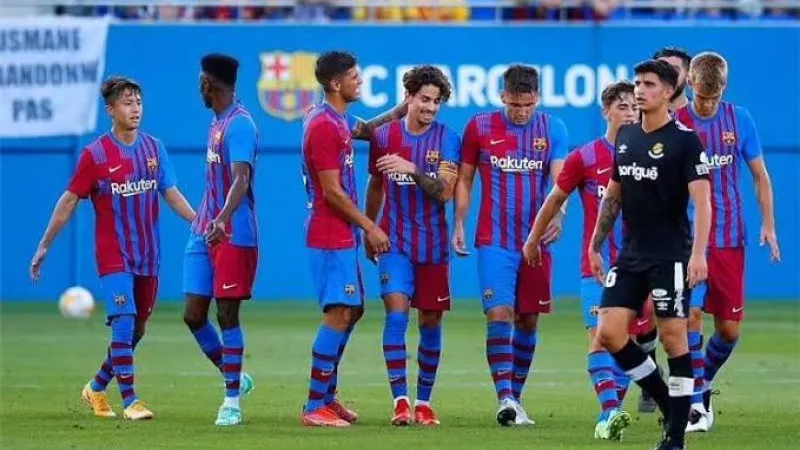 برشلونة يواجه ريال بيتيس الليلة لتعزيز موقعه في صدارة الدورى الإسبانى