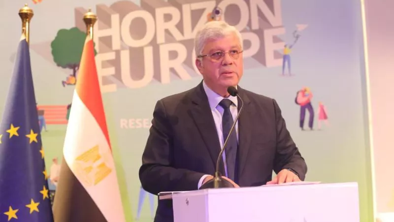وزير التعليم العالي يصدر قرارًا بإغلاق كيانين وهميين بمحافظة القاهرة