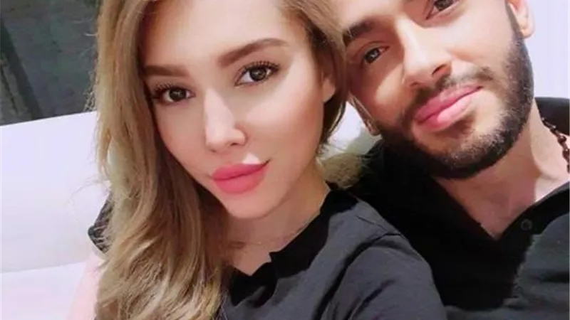 رامى جمال لزوجته في عيد ميلادها : ”كل سنه وانتِ أجدع وأطيب ست”