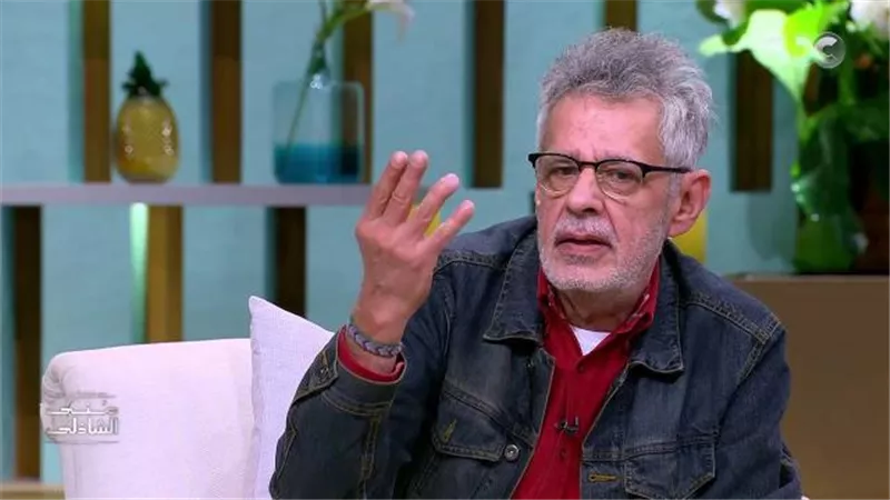 زكي فطين عبد الوهاب: عمر خيرت بيكرر وعادل إمام مش زعيم والهضبة بمناسبة إيه؟