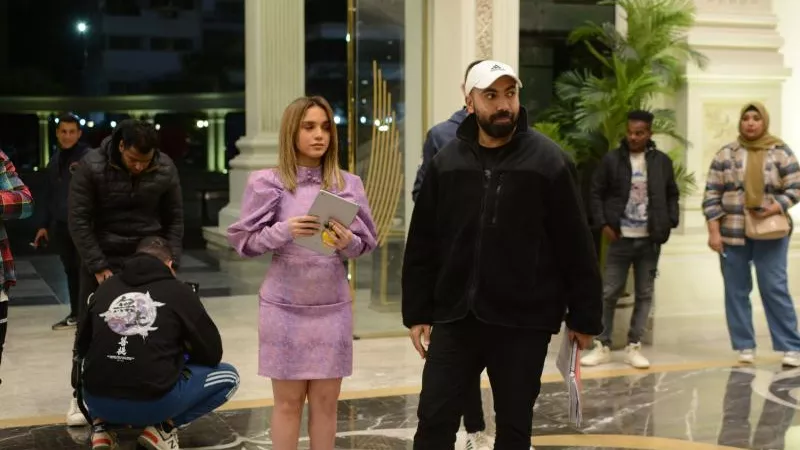 رنا رئيس ومحمد الكيلاني بلوك مختلف في ”المكلكعين”