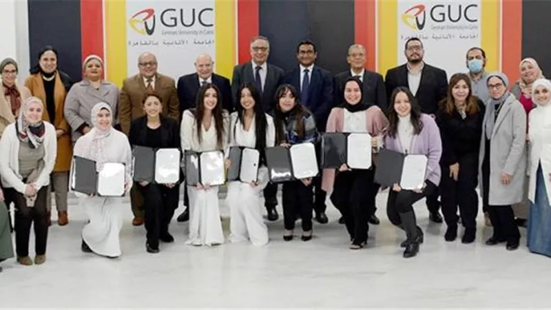 الجامعة الألمانية بالقاهرة تحتفي بتخريج أول دفعة من دبلومة الصيدلة الأكلينيكية