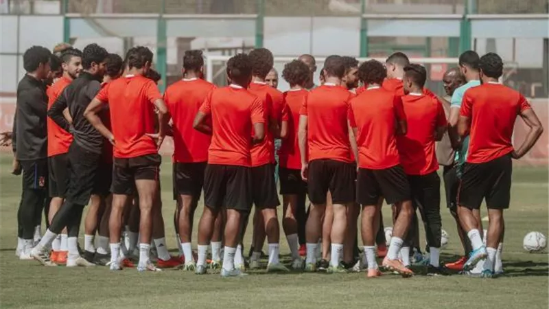 محاضرة فنية قبل انطلاق مران الأهلي