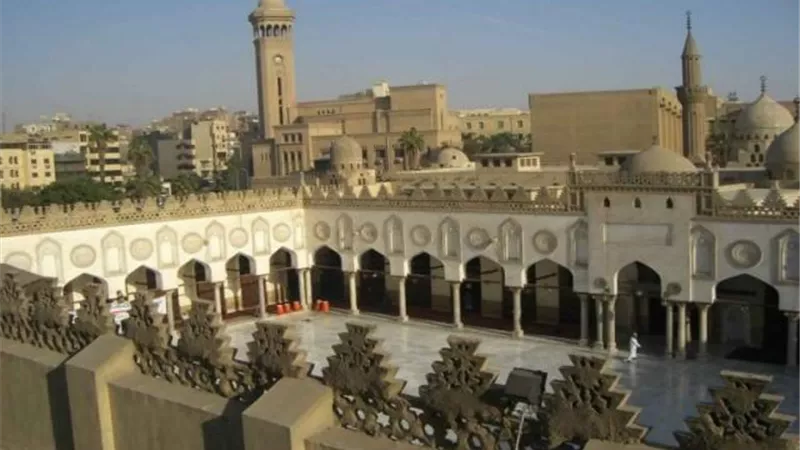 الآثار تؤكد سلامة الجامع الأزهر من أثار الحريق