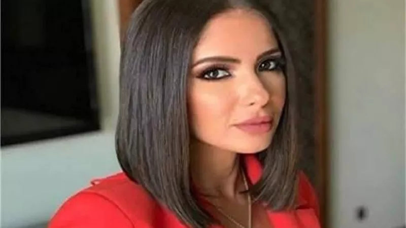 منى ذكي توشك علي الإنتهاء من تصوير مشاهدها في ”تقاطع طرق”