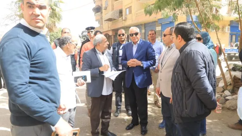 شاهد.. محافظ الجيزة يكشف احتياطي السلع الغذائية بالجمعيات الاستهلاكية ولدى البدالين التموينيين