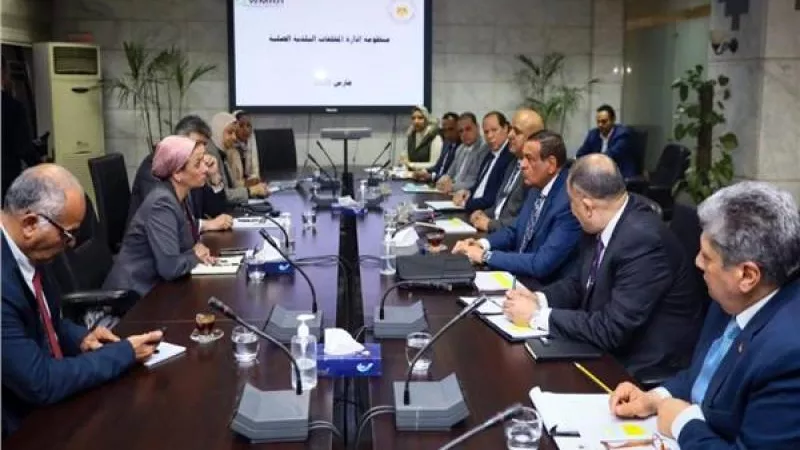 وزيرا البيئة والتنمية المحلية يُتابعان تنفيذ منظومة المخلفات الصلبة