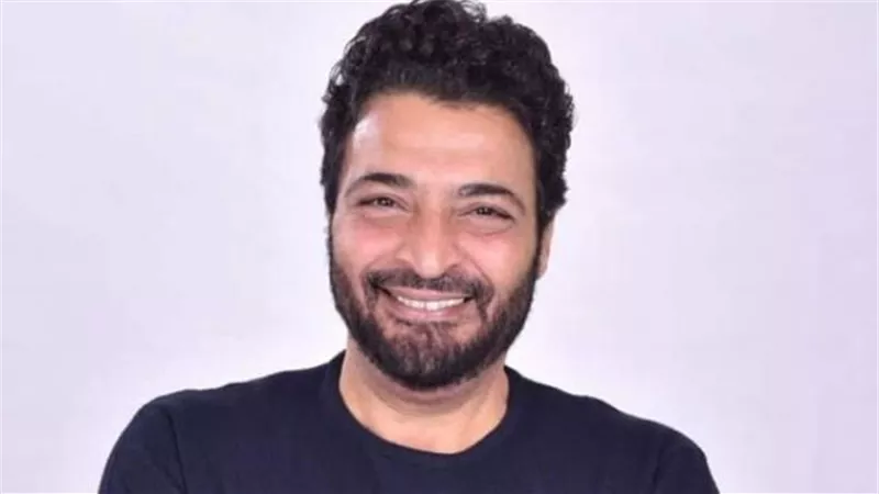 حميد الشاعري يتخطي حاجز الـ2 مليون بأغنية ”أنا بابا”