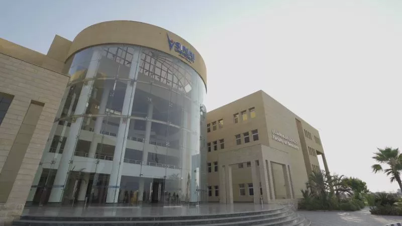 نائب رئيس مجلس أمناء جامعة سيناء: مستمرون في أداء دور الجامعة بفرعيها في العريش والقنطرة لتعمير وتنمية المنطقة