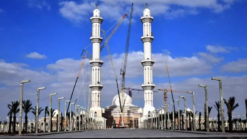 يضم أكبر مساجد العالم.. معلومات لا تعرفها عن مركز مصر الثقافي الإسلامي