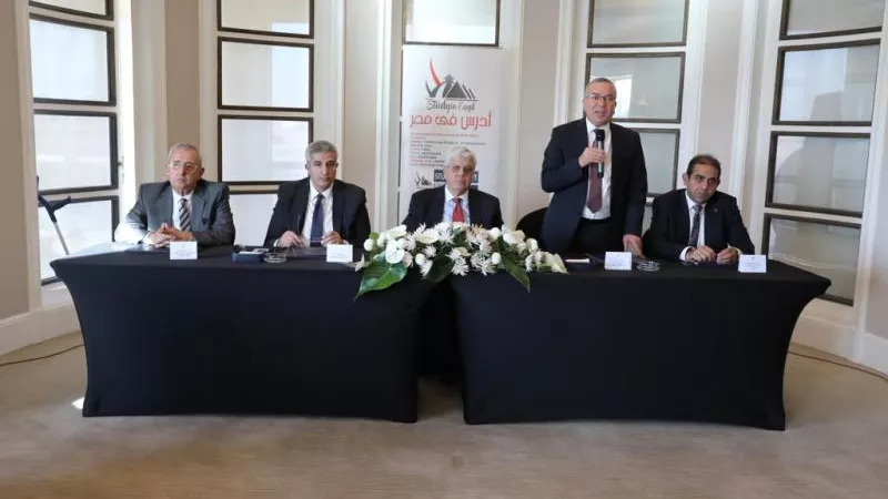 وزير التعليم العالي يجتمع بالمستشارين والملحقين الثقافيين العرب والأفارقة  لبحث آليات التعاون المشترك في منظومة الطلاب الوافدين