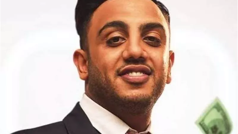 أوس أوس لـ”حبر سري”: مراتي نموذج للقوة والصبر بالنسبة لي بعد وفاة ابني وعدينا برضا الله