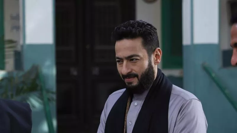 «المداح 3» الحلقة 10.. محاولة قتل حمادة هلال على يد هلا السعيد بعد سيطرة الجن عليها (صور)