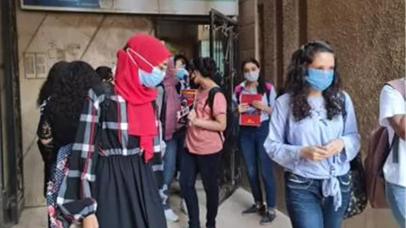شاهد.. حملة موسعة لإغلاق مراكز ”سناتر”الدروس الخصوصية بالجيزة