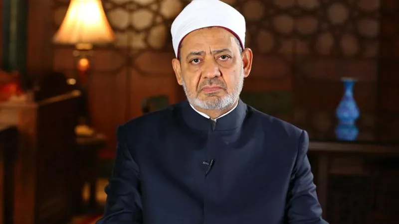 اللواء هشام آمنة يُهنئ شيخ الأزهر بذكرى ليلة القدر