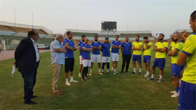 رئيس المقاولون يحفز الفريق قبل مواجهة إنبي