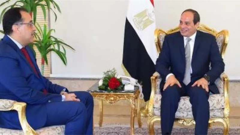 مدبولي يُهنئ السيسي بمناسبة الاحتفال بعيد العمال