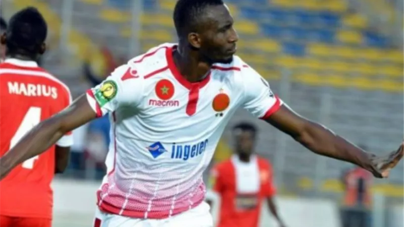 كومارا يعلن جاهزيته لمباراة الاهلي