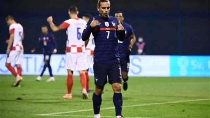 جريزمان يتقدم لفرنسا أمام كرواتيا في الشوط الأول