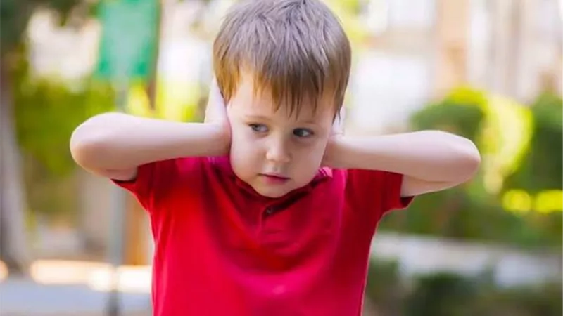 كيف تعرف أن طفلك يعاني من التوحد