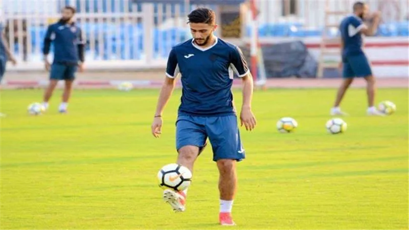 شيكابالا وحازم إمام ينفذان برنامج التأهيل قبل مران الزمالك