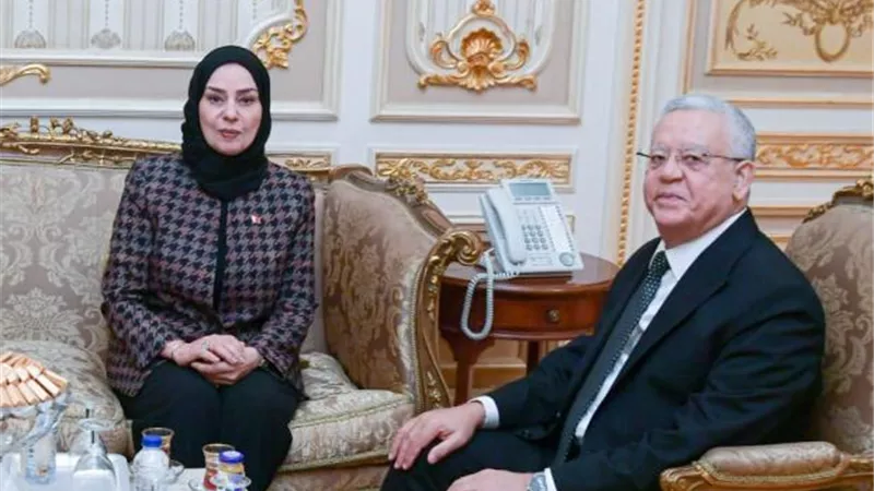 تفاصيل لقاء سفيرة البحرين مع رئيس مجلس النواب