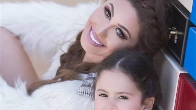 ”كل سنة وانتِ أغلى حاجة في حياتى”.. رسالة خاصة من مي سليم لنجلتها في عيد ميلادها