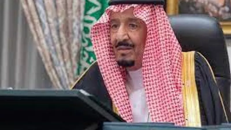 خادم الحرمين الشريفين يدعو رئيس الإمارات للمشاركة في القمة العربية