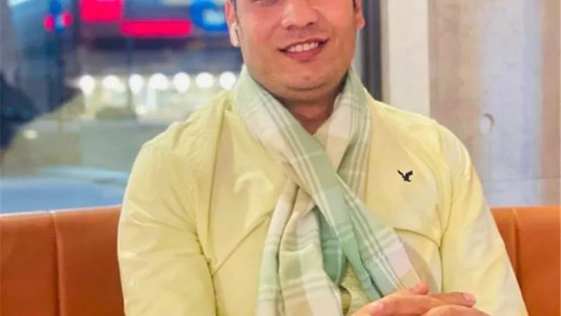 احمد اباظه يستعد لطرح أجدد مؤلفاتة بعنوان«حياة الناس»