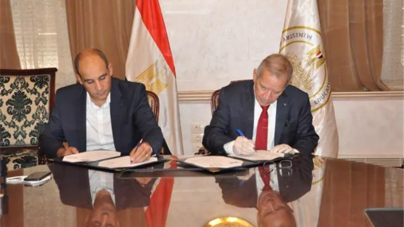 ”التعليم” توقع بروتوكول تعاون لإطلاق مدرسة ريادة للتكنولوجيا التطبيقية ببورسعيد