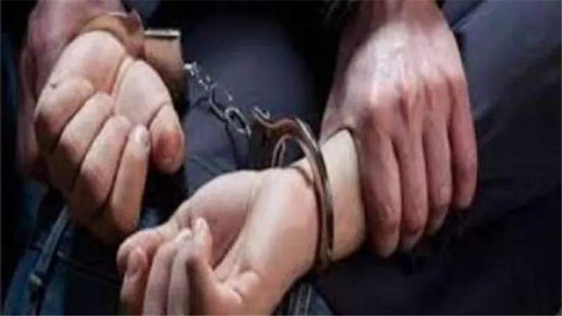 أشعل فيها النار حتي تخلص منها..حكاية ابن عاق قتل والدته
