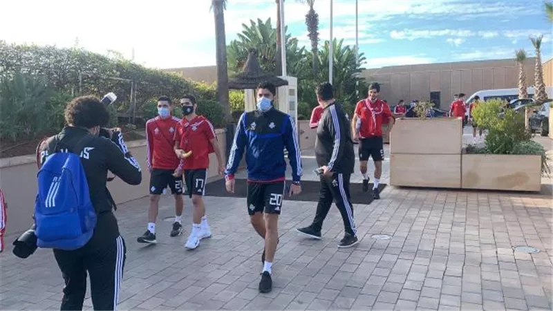 بيراميدز يتحرك لأداء أول تدريباته بالدار البيضاء