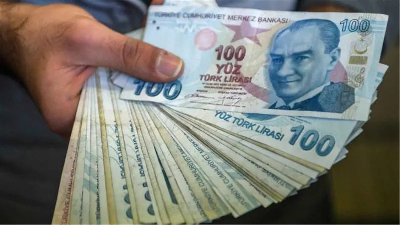 هبوط الليرة التركية يجبر أردوغان على اتخاذ قرارات ضد سياساته
