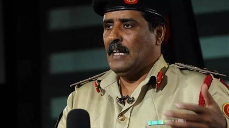 الجيش الليبي يؤكد التزامه بعملية وقف إطلاق النار ويحذر المليشيات
