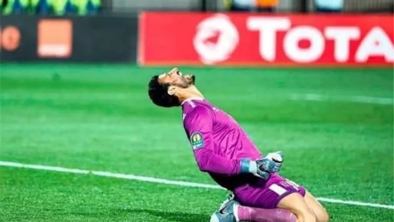 لماذا منح ”كاف” لقب رجل مباراة الأهلي والوداد المغربي إلى محمد الشناوي؟