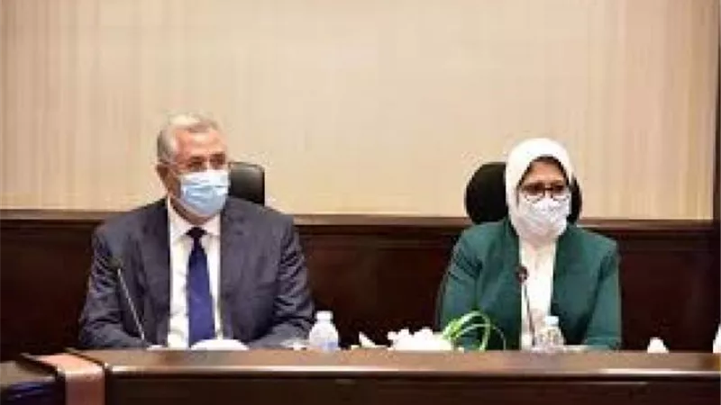 وزيرا الصحة والزراعة يبحثان سبل التعاون لإحكام الرقابة على واردات الأغذية