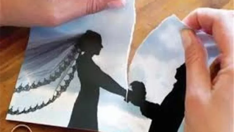 هل يجوز سكن المطلقة مع طليقها في منزل واحد لرعاية الأبناء؟..الإفتاء تُجيب