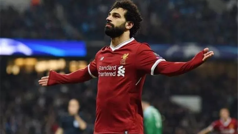 ليفربول يصطدم بأياكس في قمة ساخنة بدوري أبطال أوروبا