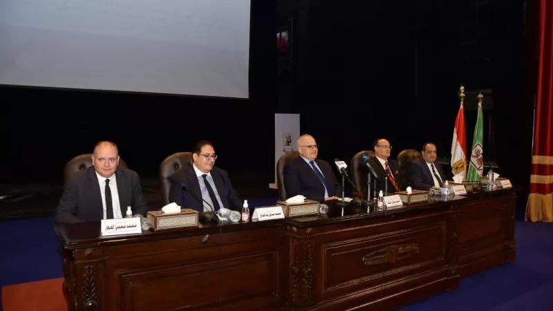 خلال مؤتمر صحفي.. الخشت يعلن إطلاق مشروعات جديدة بجامعة القاهرة لتطوير العلوم الإنسانية ومستشفى قصر العينى التعليمي الفرنساوي