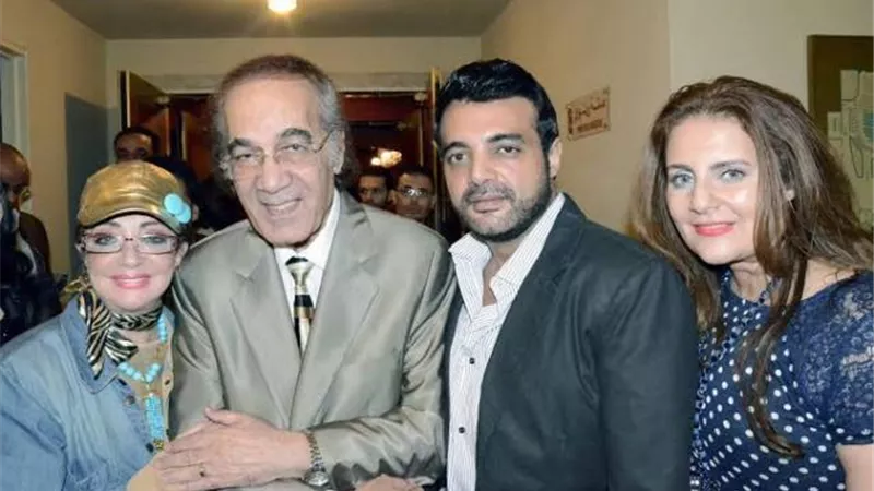 رانيا محمود ياسين تكشف حقيقة منع نجلاء فتحي من حضور عزاء والدها