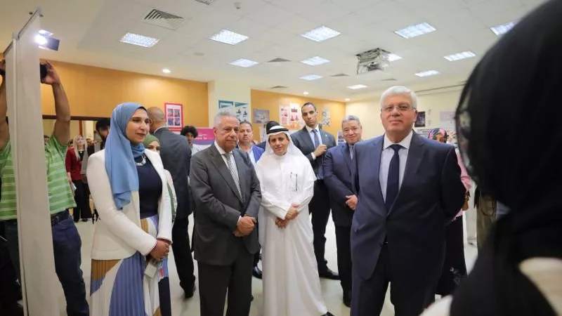 وزير التعليم العالي يزور الجامعة العربية المفتوحة.. ويشيد باستعداداتها للعام الدراسي الجديد