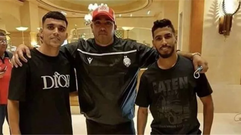 صور.. أوناجم وبن شرقي داخل معسكر الوداد المغربي قبل مواجهة الأهلي