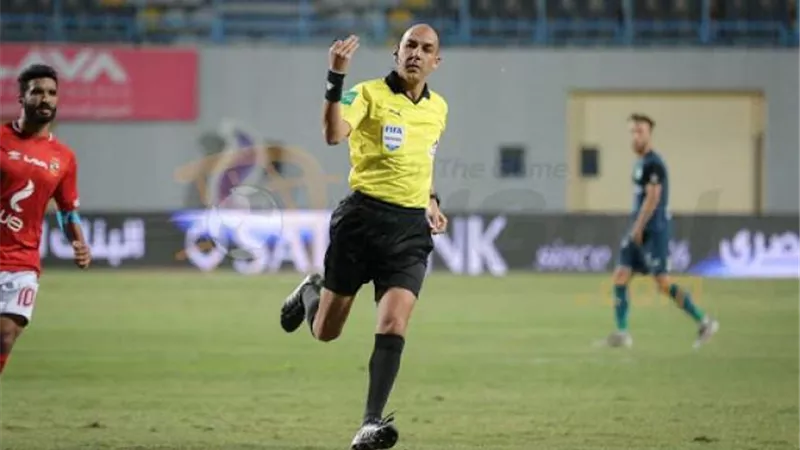 محمد عادل حكماً لمباراة المقاولون العرب والاتحاد السكندري