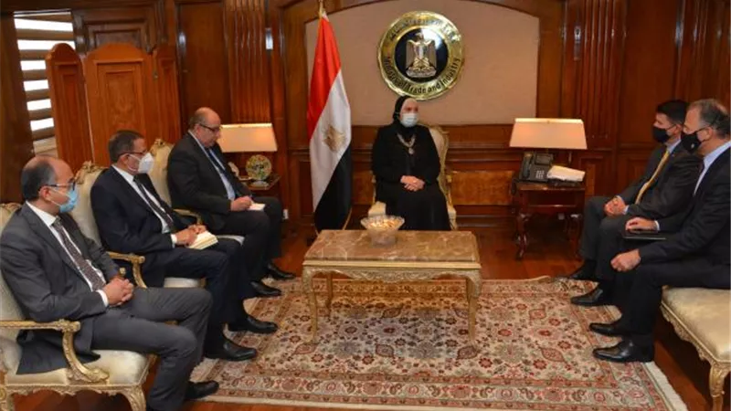 وزيرة التجارة والصناعة تبحث مع وفد الخارجية الامريكية تعزيز التعاون الاقتصادى المشترك خلال المرحلة المقبلة