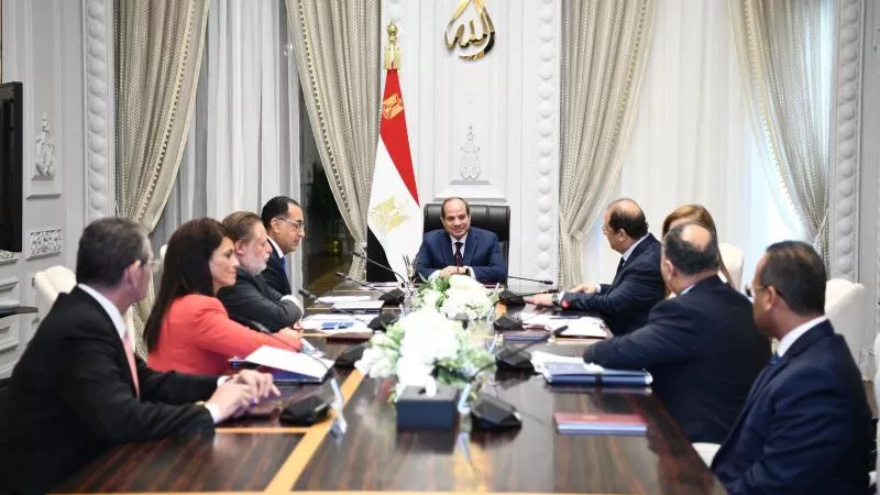 الرئيس السيسي يوجه بتخفيف حدة الأزمة الاقتصادية عن المواطنين